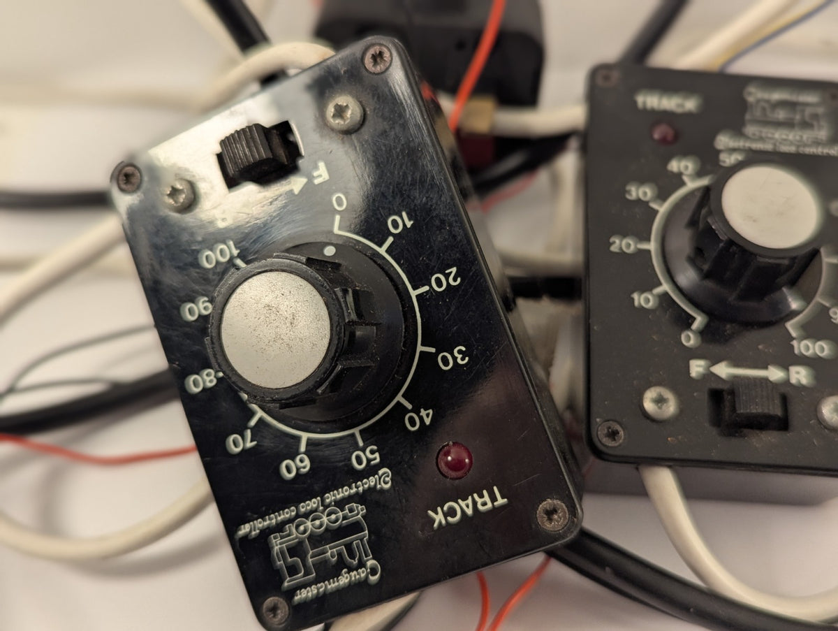Gaugemaster Electronic Loco Controllers and Power Unit