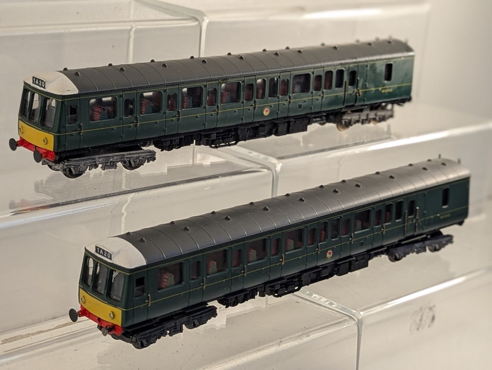 Lima Class 117 Diesel DMU BR Green Motorised & Dummy Unit