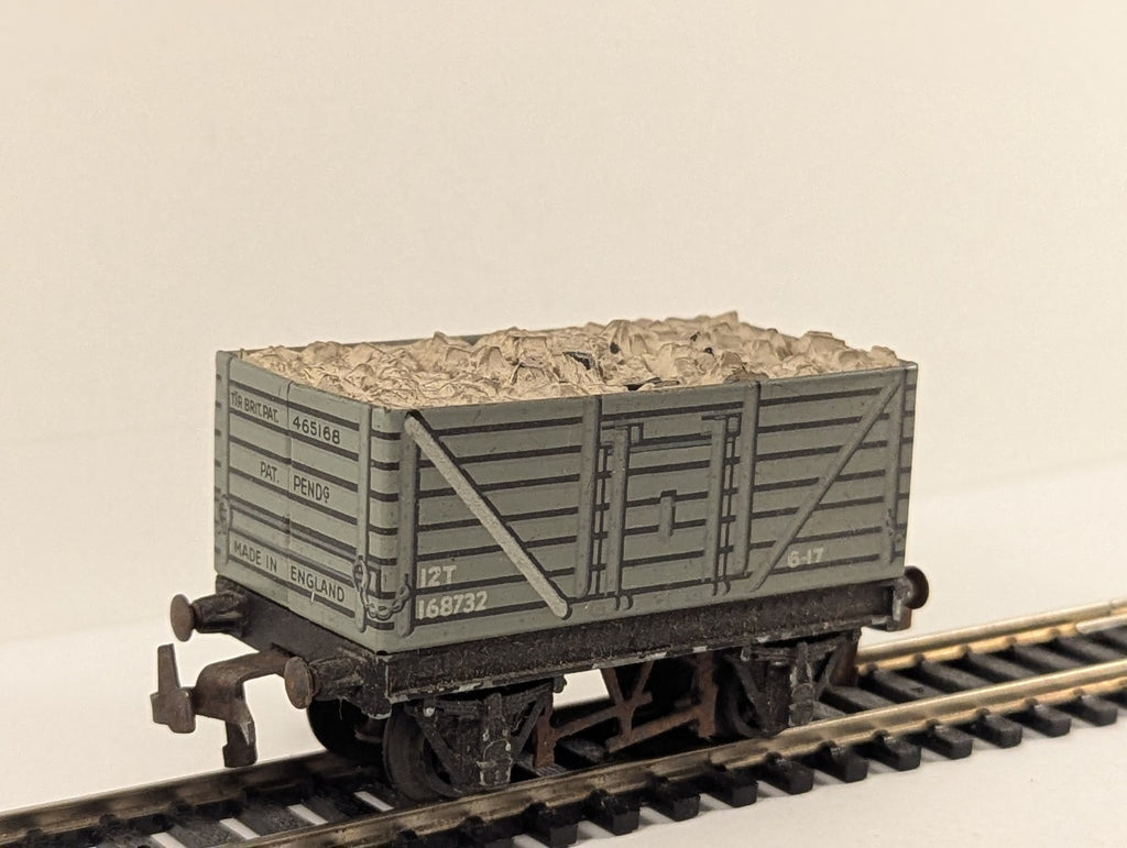 Trix Twin Railways 465168 BR High-Sided stone Wagon OO Gauge