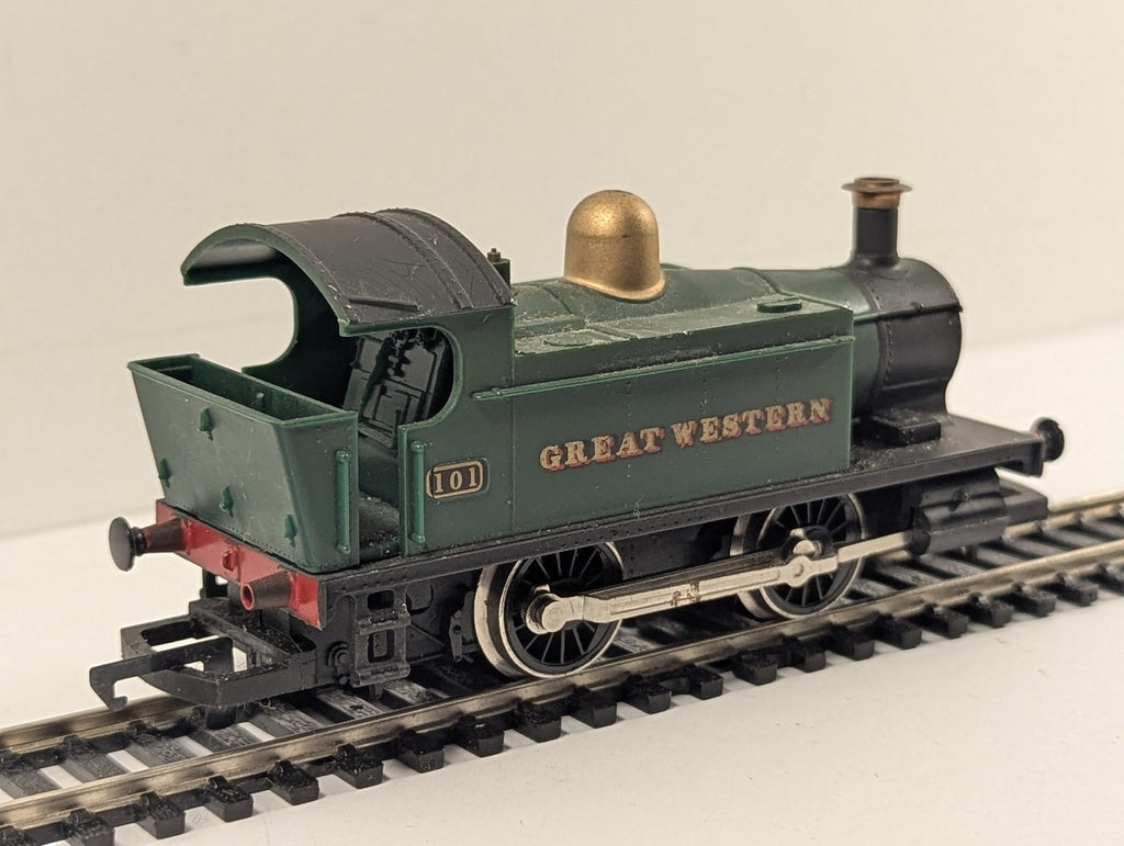 Hornby OO Gauge GWR Holden Class 101 0-4-0T Steam Locomotive GWR Green