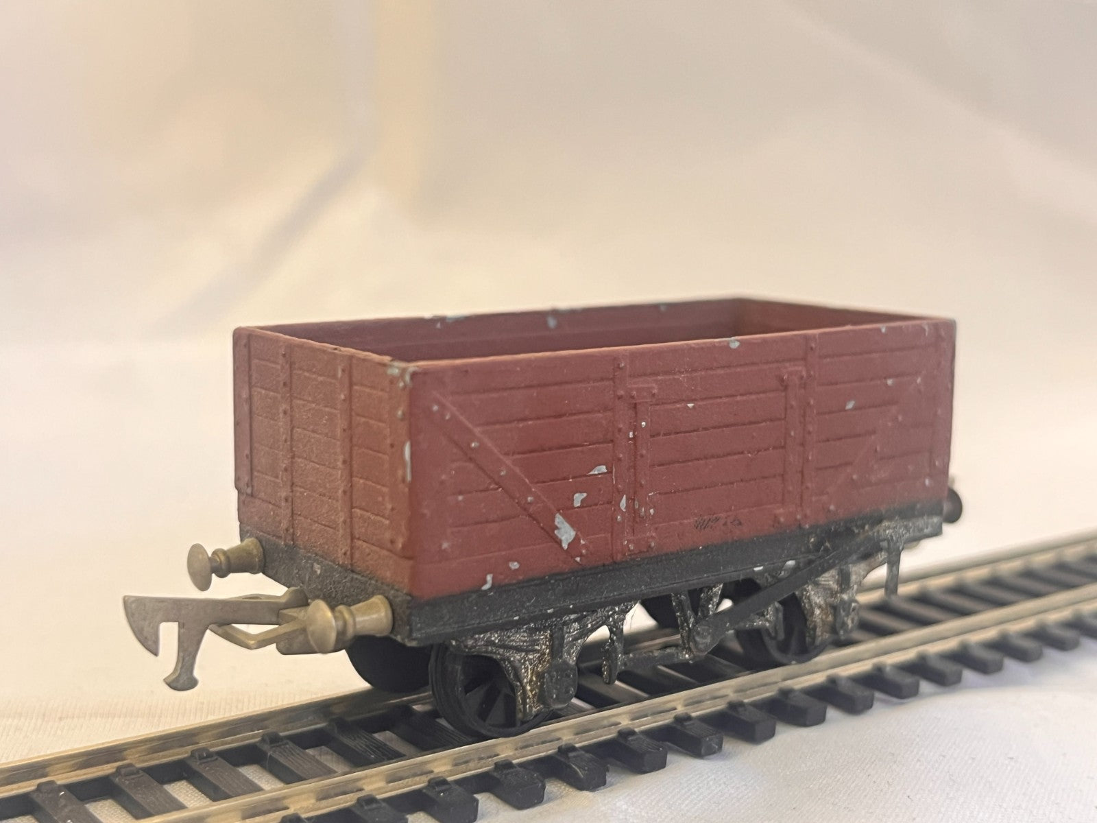 Graham Farish Open Goods Wagon Red Oxide