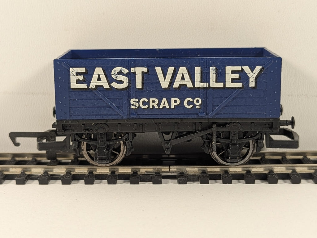 Hornby OO Gauge Open Wagon 'East Valley Scrap Co' Goods Wagon