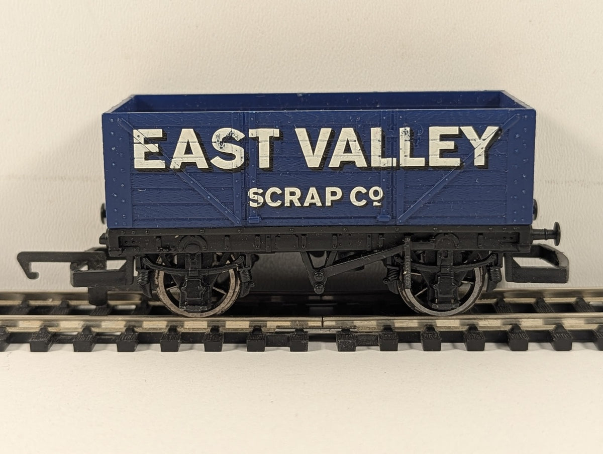 Hornby OO Gauge Open Wagon 'East Valley Scrap Co' Goods Wagon