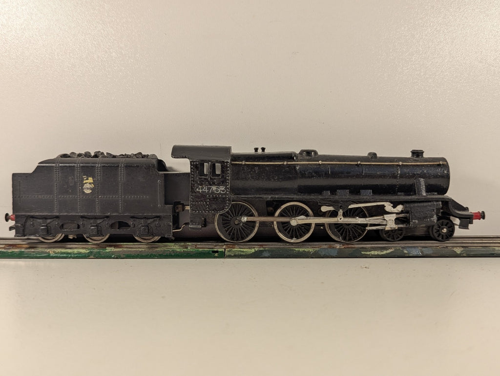 Graham Farish OO Gauge Class 5 Steam Locomotive 44753 BR Black Non-runner
