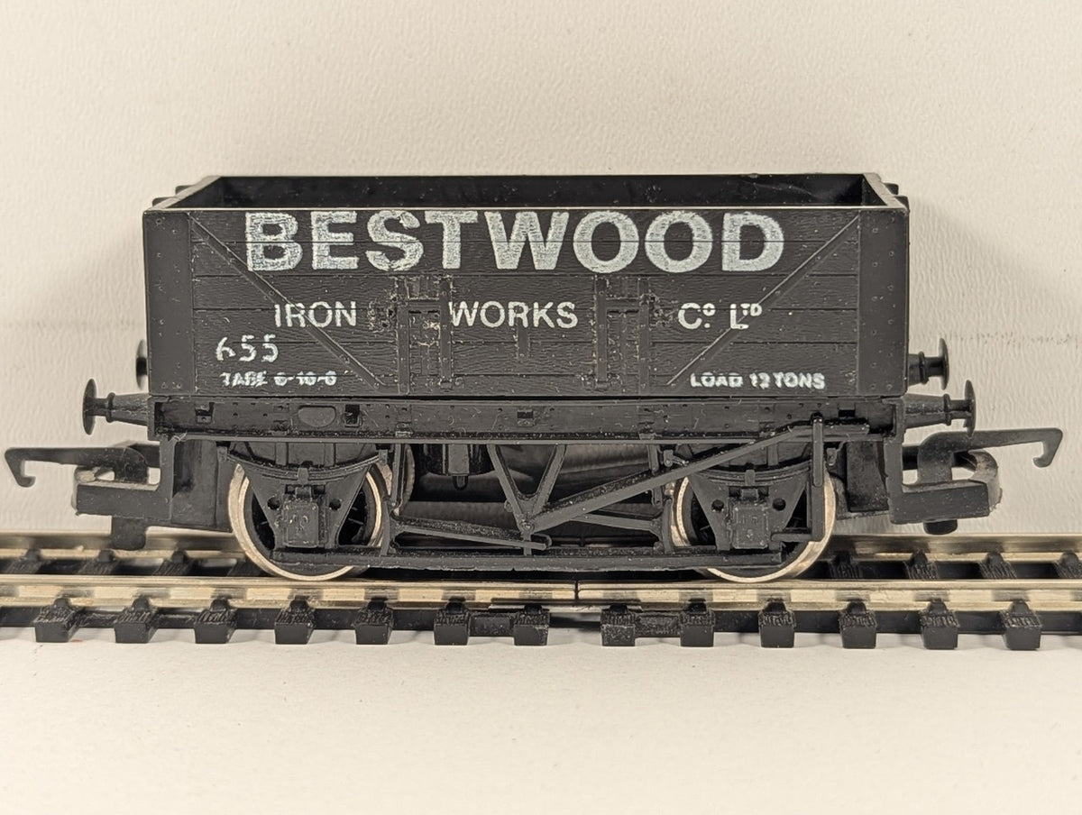 Hornby OO Gauge Bestwood 5 Plank Wagon Goods Wagon 655 Bestwood Iron Works R.096