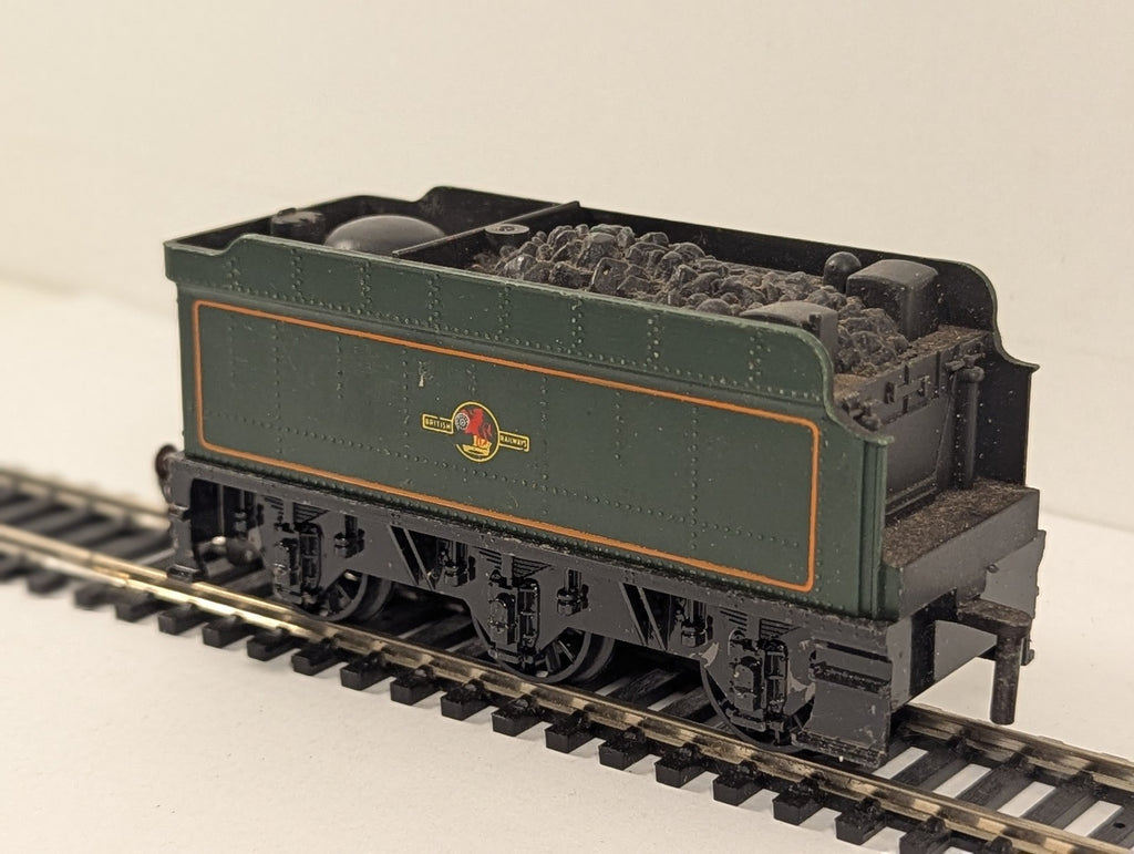 Tri-ang OO Gauge 6-Wheel Tender BR Green