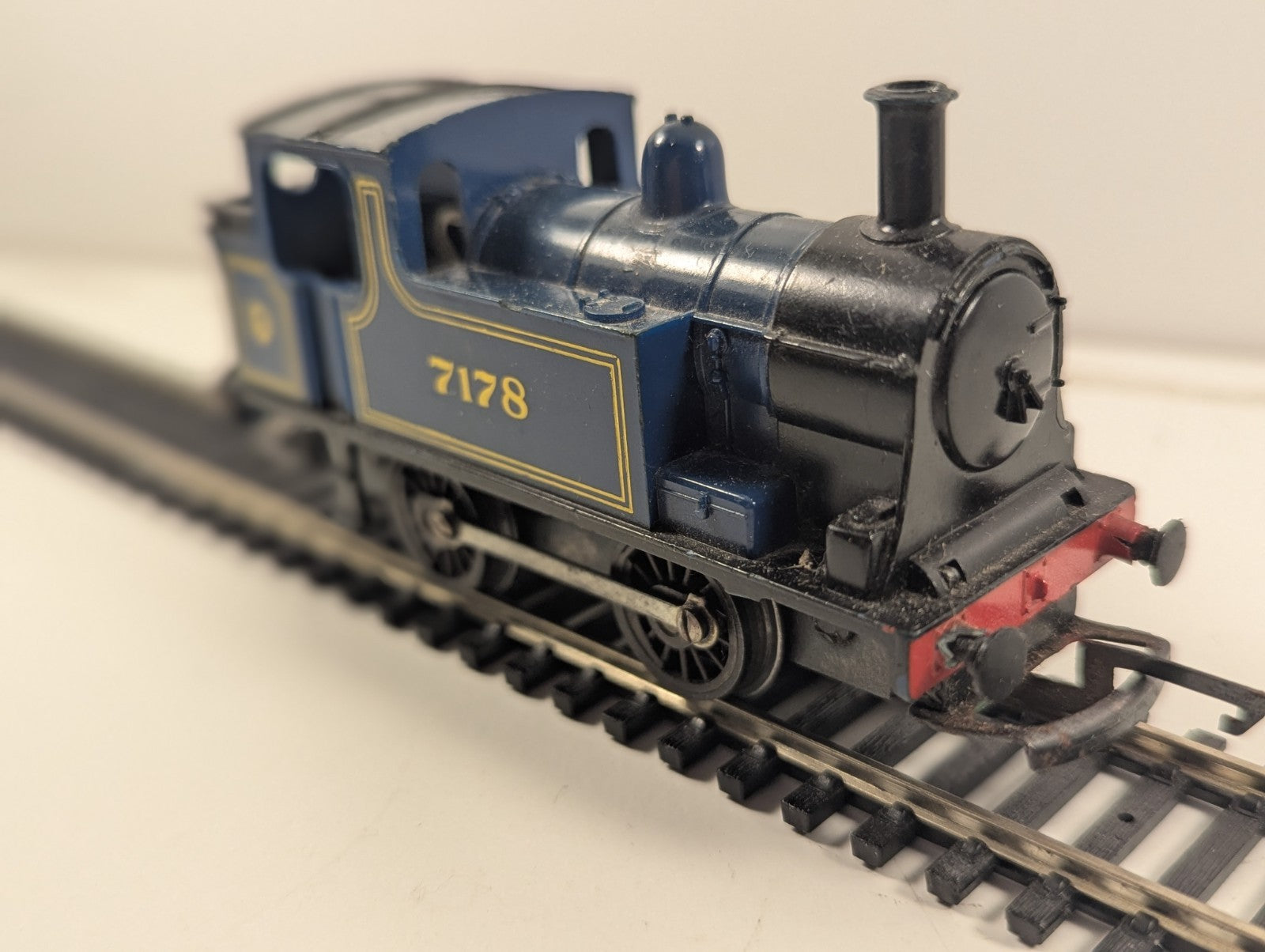 Hornby R255 OO Caledonian 0-4-0 No 7178 Spares