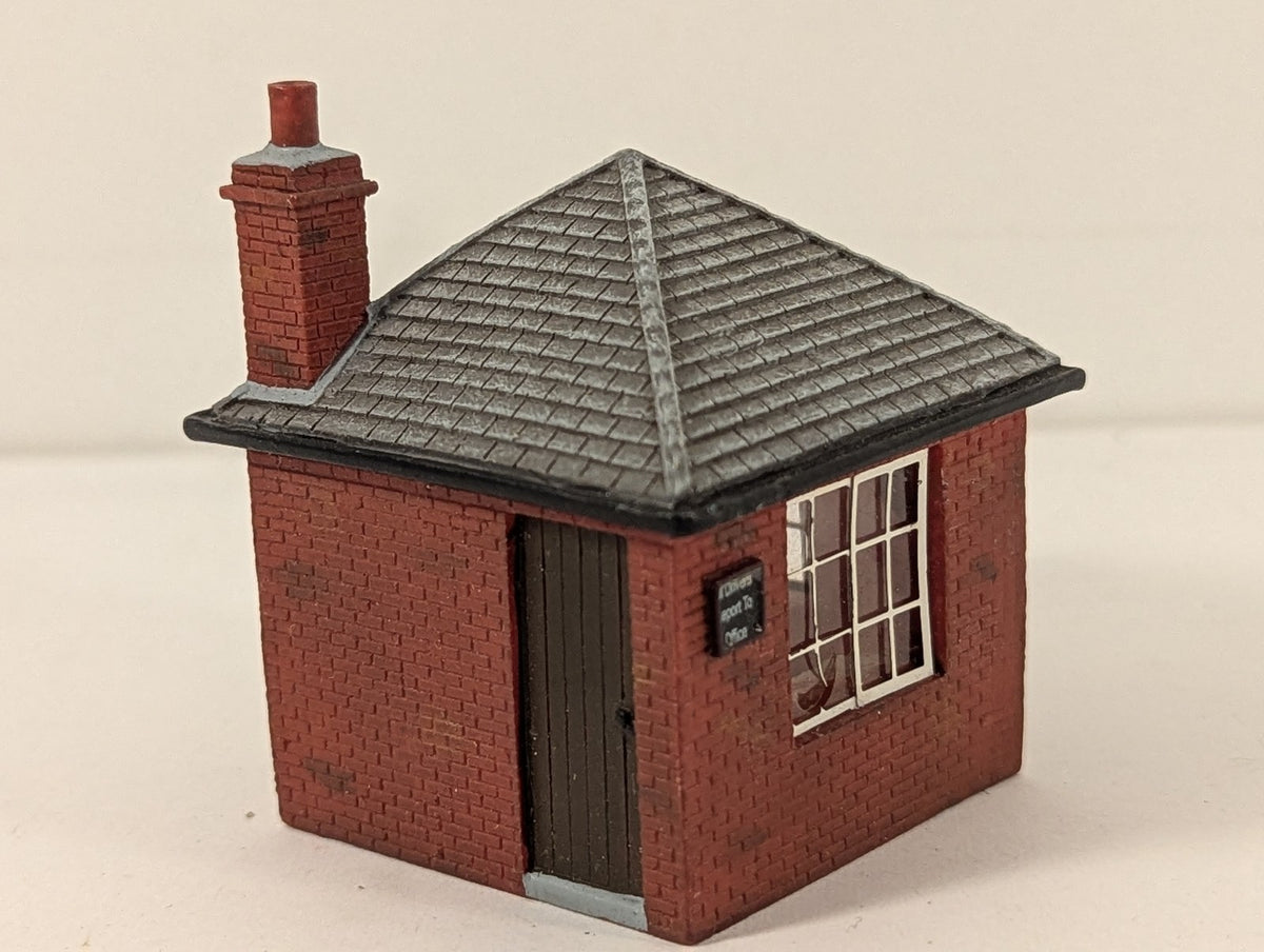 Hornby OO Gauge Skaledale Weighbridge Office Building Red Brick R8293