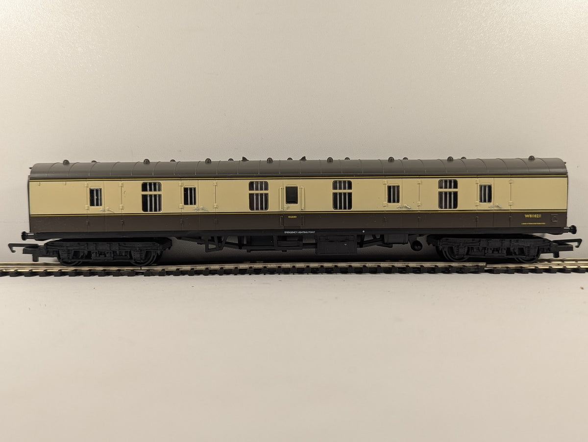 Hornby OO Gauge BR Mk1 Full Brake (BG) Passenger Coach W81021