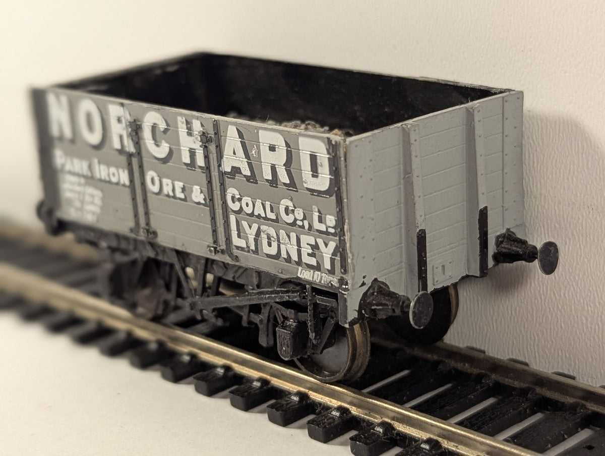 Kit-built OO Gauge 7 Plank Open Wagon Norchard Goods Wagon