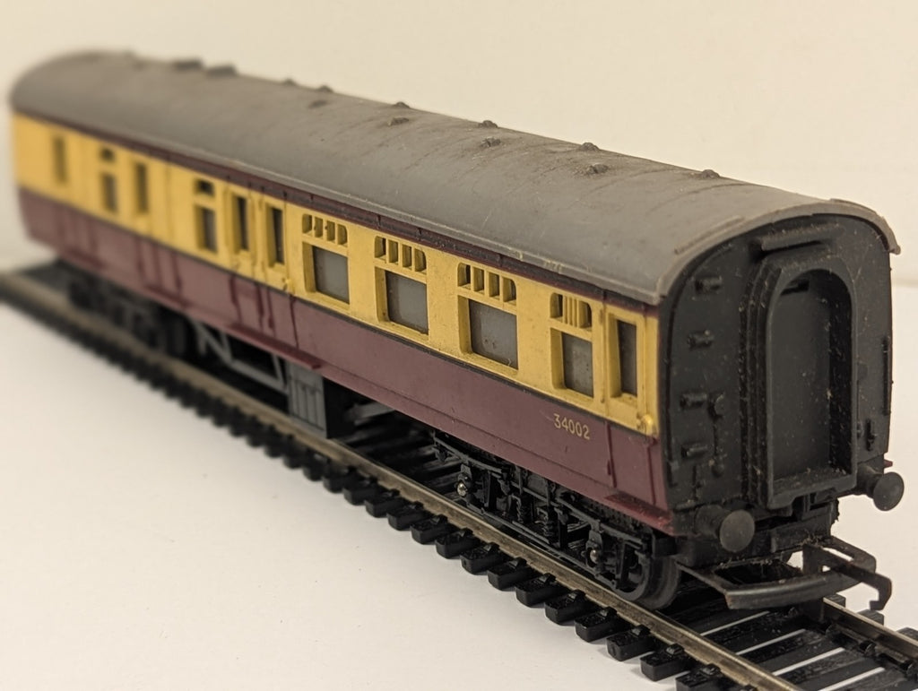 Tri-ang R224 OO Gauge BR Short Brake Second Coach 34002