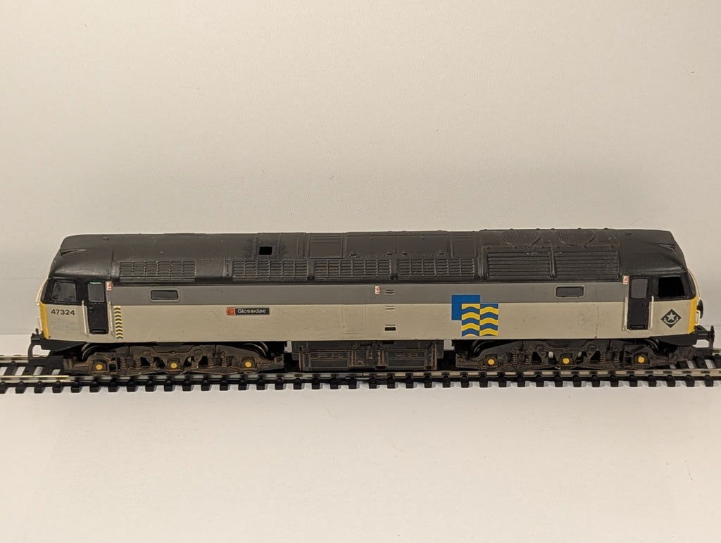 Hornby BR Railfreight Class 56 Co-Co “Glossidae”