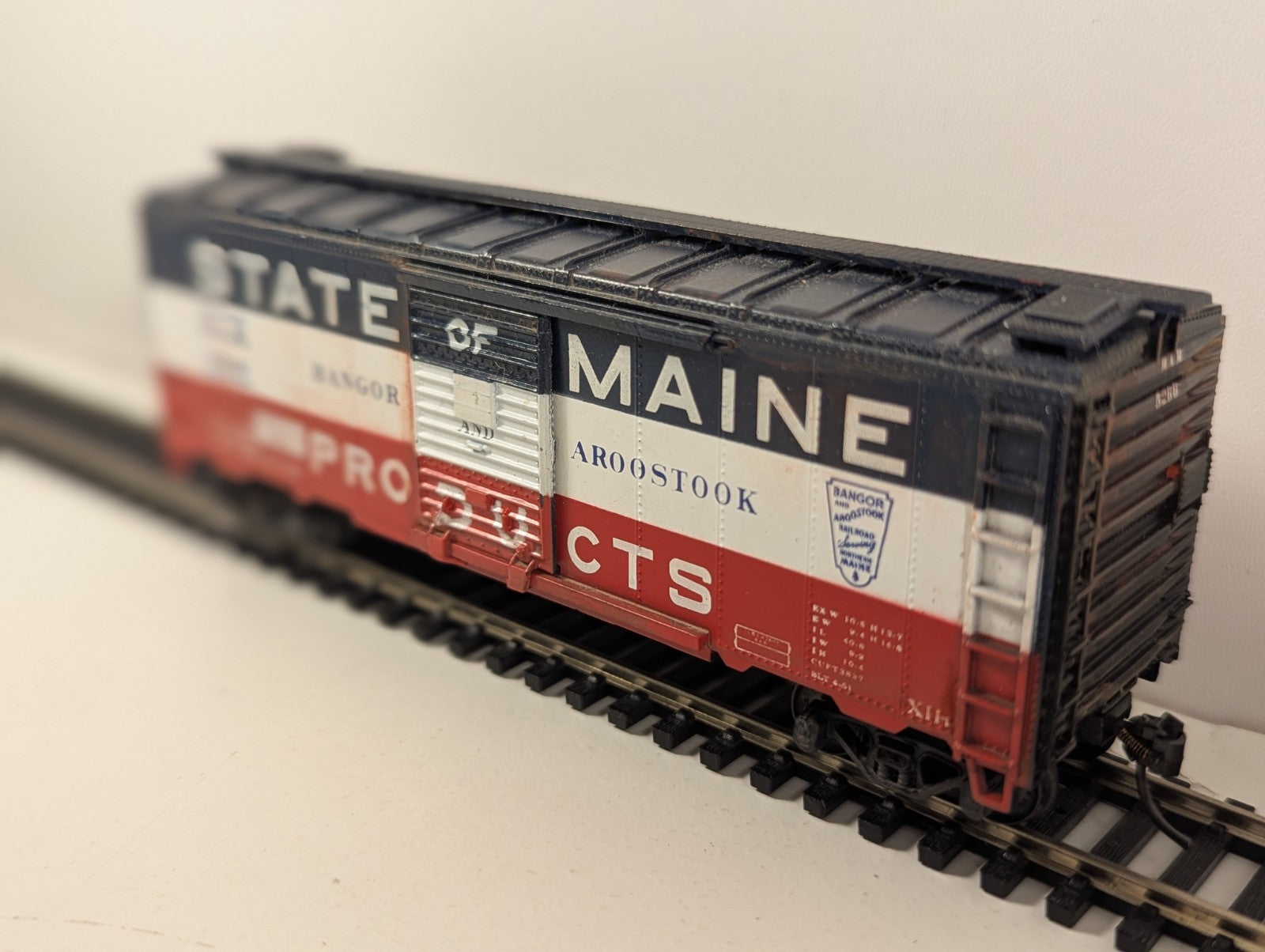 Athearn Bangor & Aroostook “State of Maine Products” Boxcar