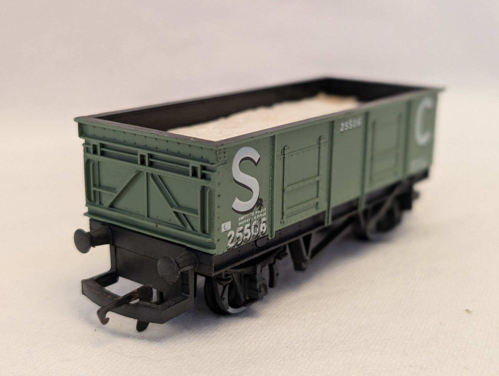 Hornby OO Gauge Stephenson Clarke 20 Ton Mineral Wagon Goods Wagon