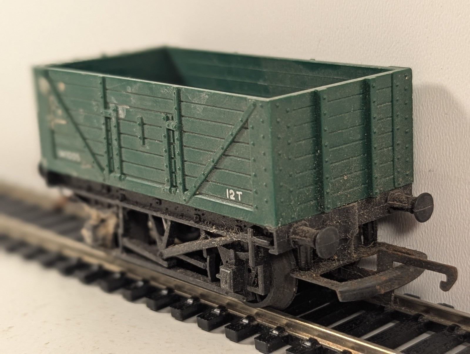 Tri-ang OO Gauge R10 BR 12-Ton Open Wagon Green W1005