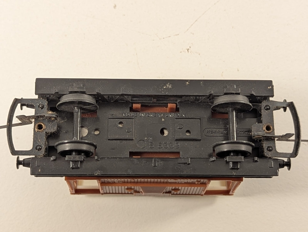 Tri-ang OO Gauge 20T Brake Van