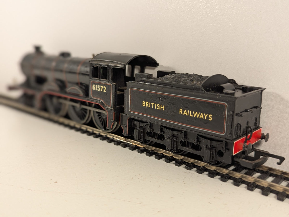 Hornby R2154A LNER B12 BR Lined Black