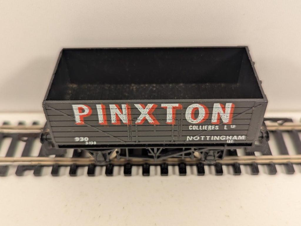 Lima OO Gauge 7 Plank Wagon Pinxton Livery