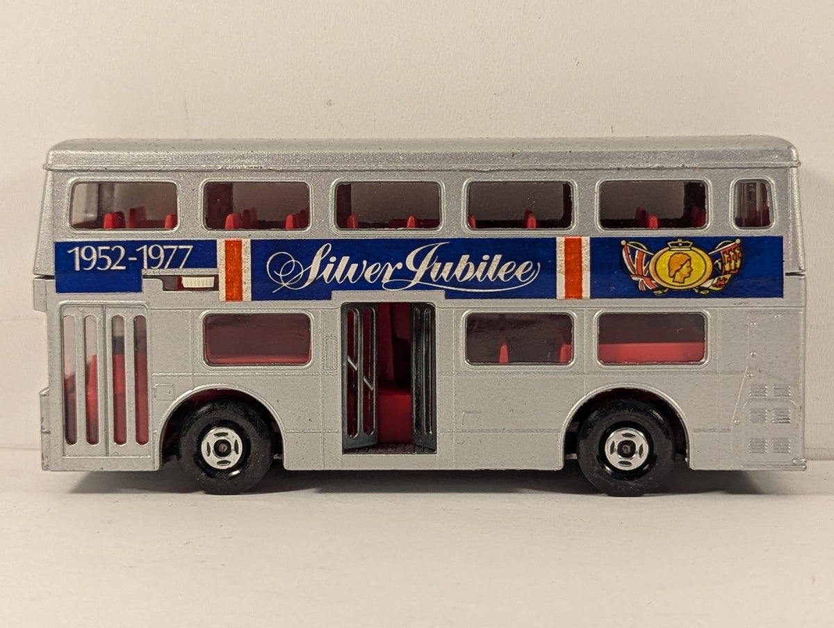 Matchbox The Londoner Bus GLC 123L Silver Jubilee K-15