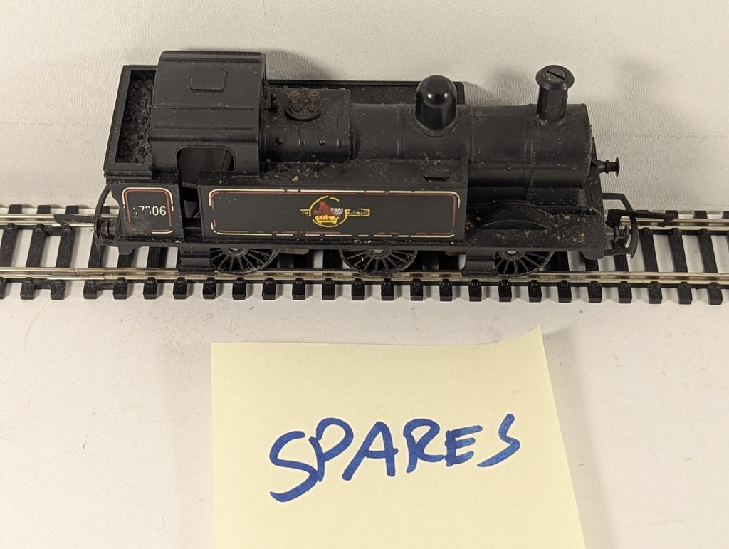 Tri-ang OO Gauge Class 3F 0-6-0T Jinty Steam Locomotive 47606 BR Black R.52