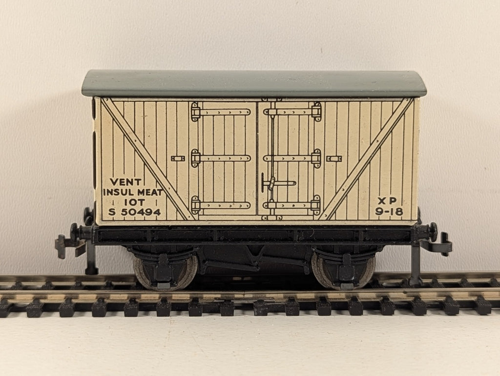 Hornby Dublo 32065 OO Gauge BR White D1 Meat Van - Boxed