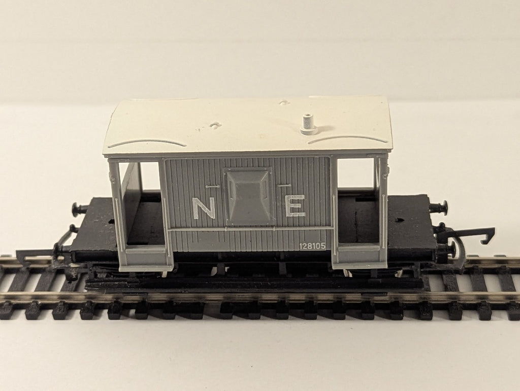 Wrenn OO Gauge Guards Van N.E. Brake Van 128105 NE Grey W5031