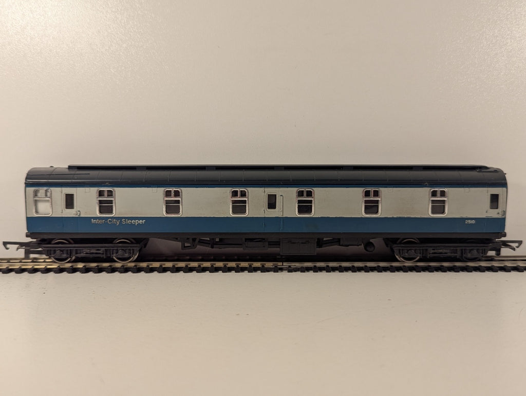 Hornby Railways R924 OO Gauge Inter-City Sleeping Car