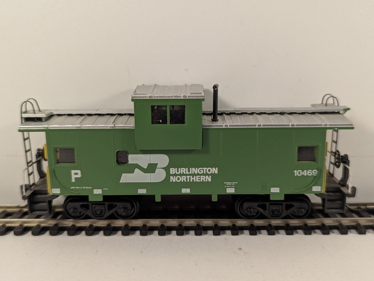Athearn HO Gauge Wide Vision Caboose 10469 Burlington Northern 5361