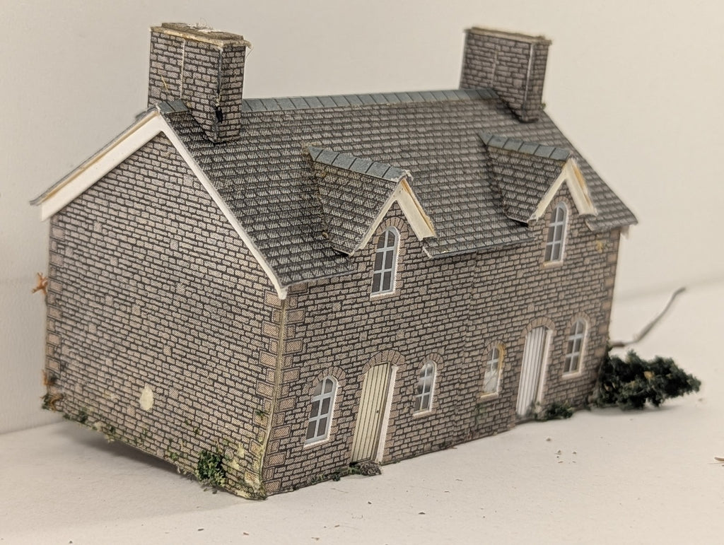 Metcalfe N Gauge Stone Semi-Detached Cottages Building PO254