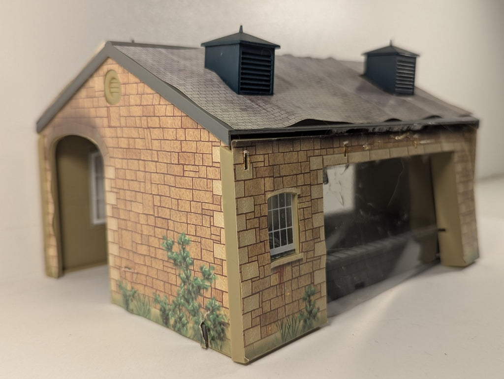 Hornby OO Gauge Goods Shed Building R460