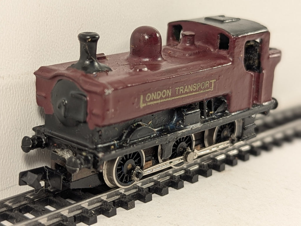 Graham Farish N Gauge Class J94 Saddle Tank Steam Locomotive