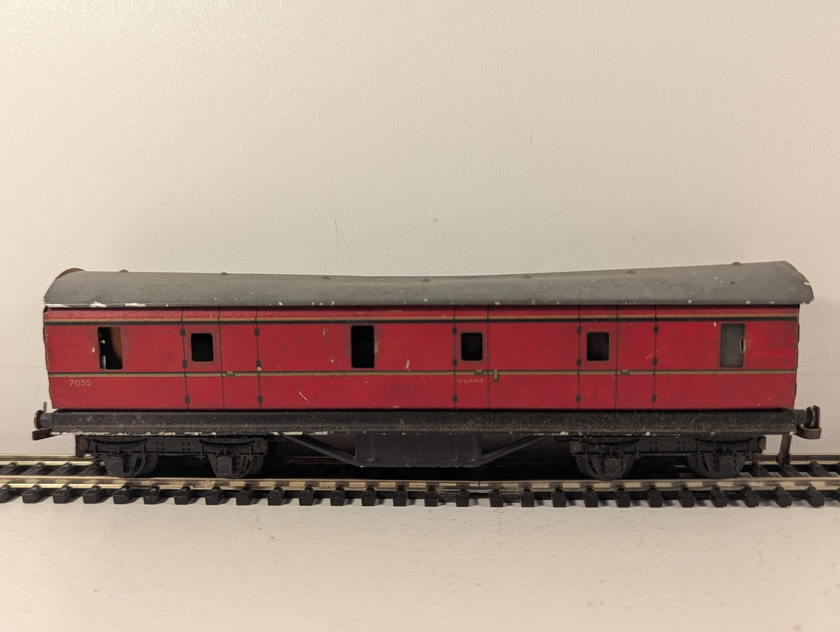 Trix Twin Railway OO Gauge LMS Brake Third Tinplate Coach Passenger Coach 7055