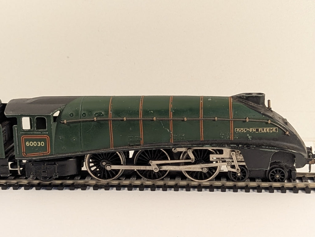 Hornby Dublo OO Gauge Class A4 60030 Golden Fleece BR Green Steam