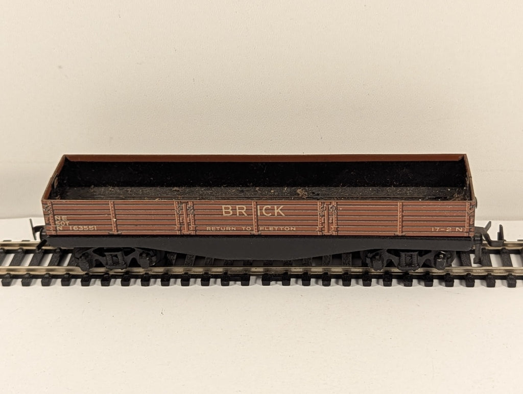 Trix OO Gauge Brick Wagon