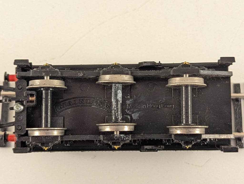 Mainline OO Gauge BR Standard Tender BR Black - Spares/Repairs