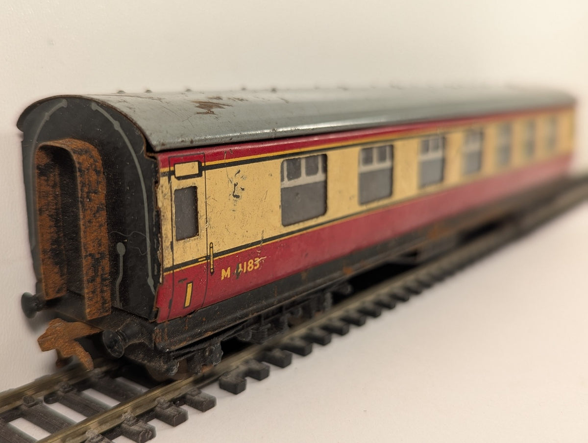 Hornby Dublo OO Gauge BR Carmine and Cream Corridor Coach Passenger Coach M 4183