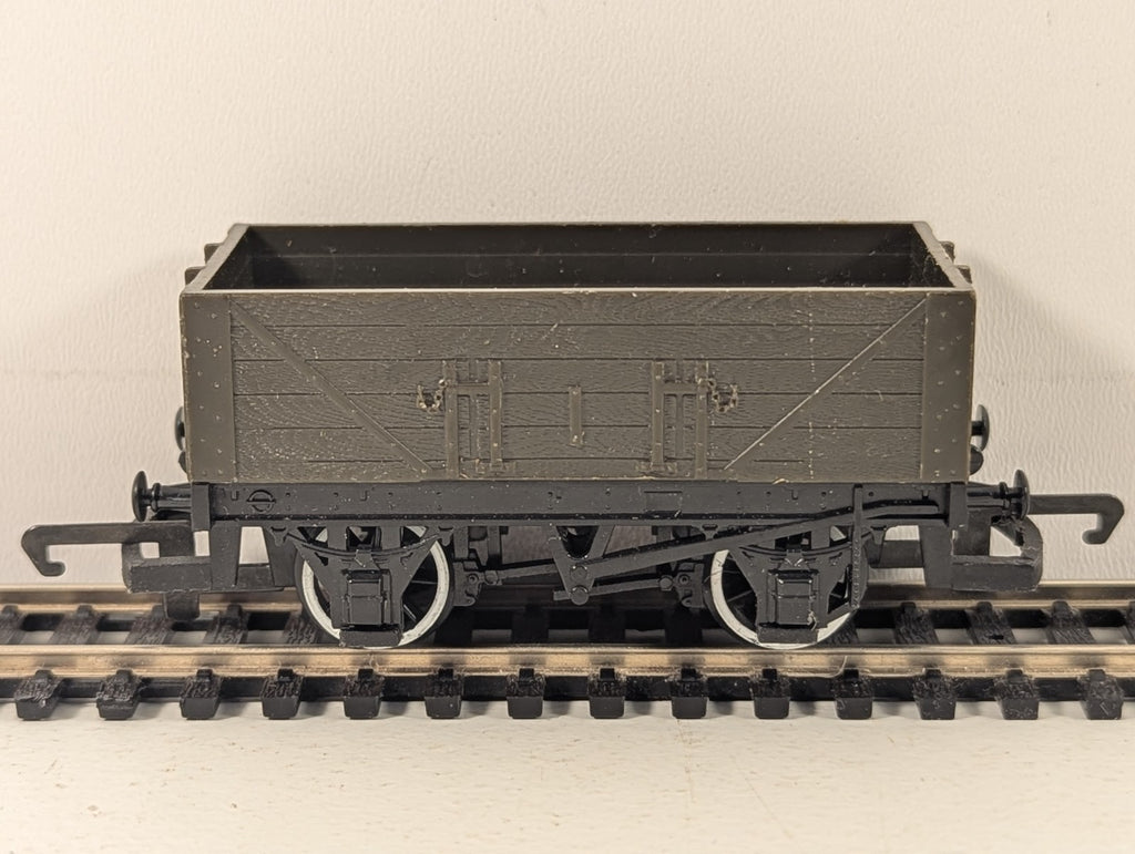 Hornby OO Gauge Printed Troublesome Truck Open Wagon
