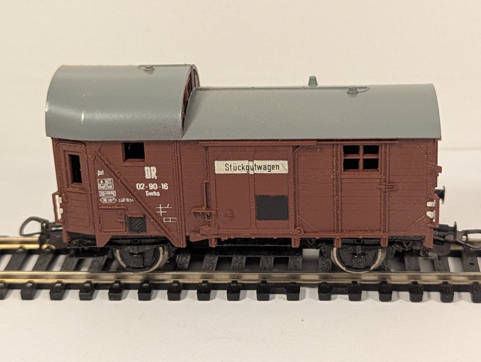 Piko HO Gauge DR Goods Brake Van Type Gwhu
