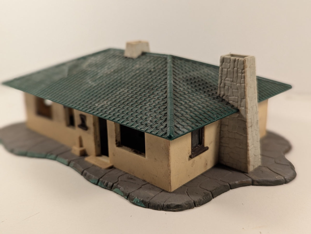 Tri-ang Model-Land Bermuda Bungalow Building Kit