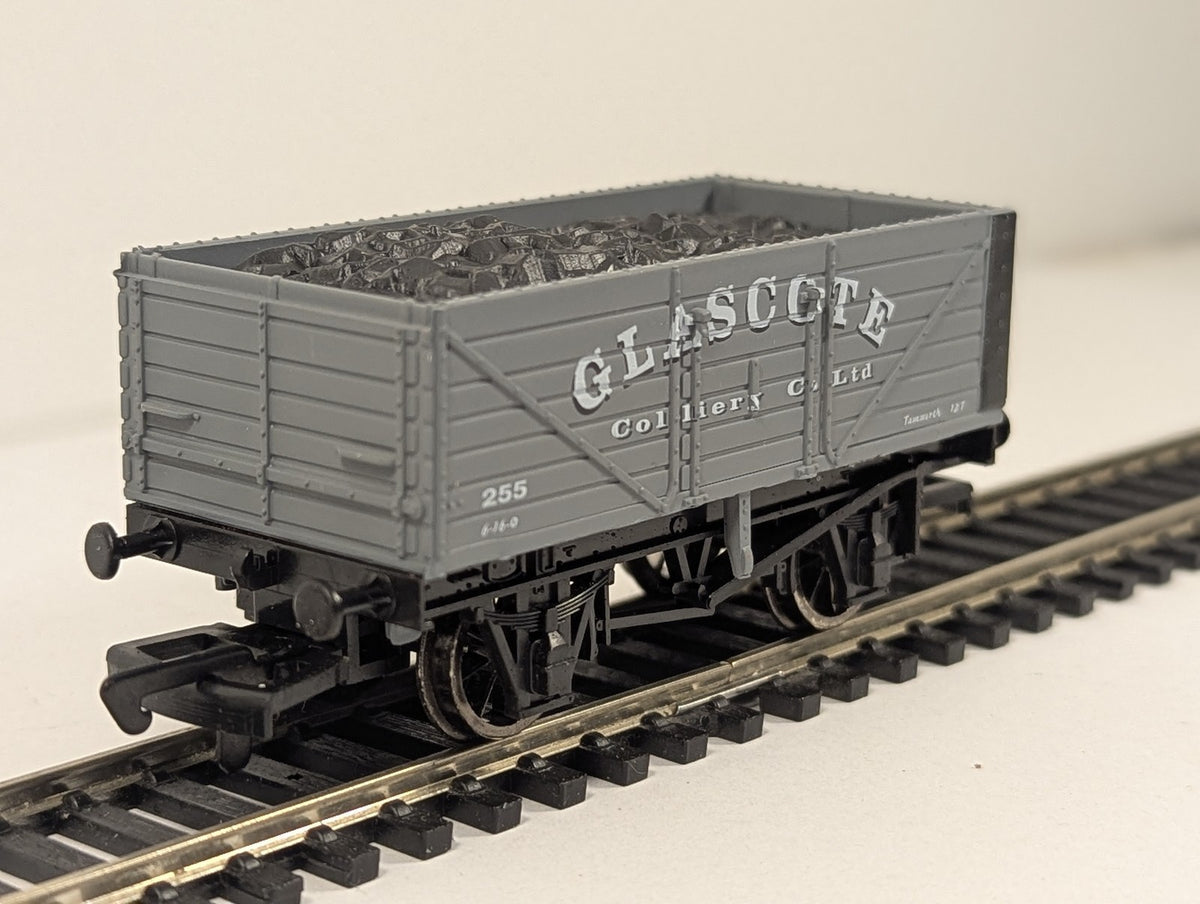 Dapol OO Gauge Glascote Colliery 7-Plank Open Wagon Goods Wagon 255