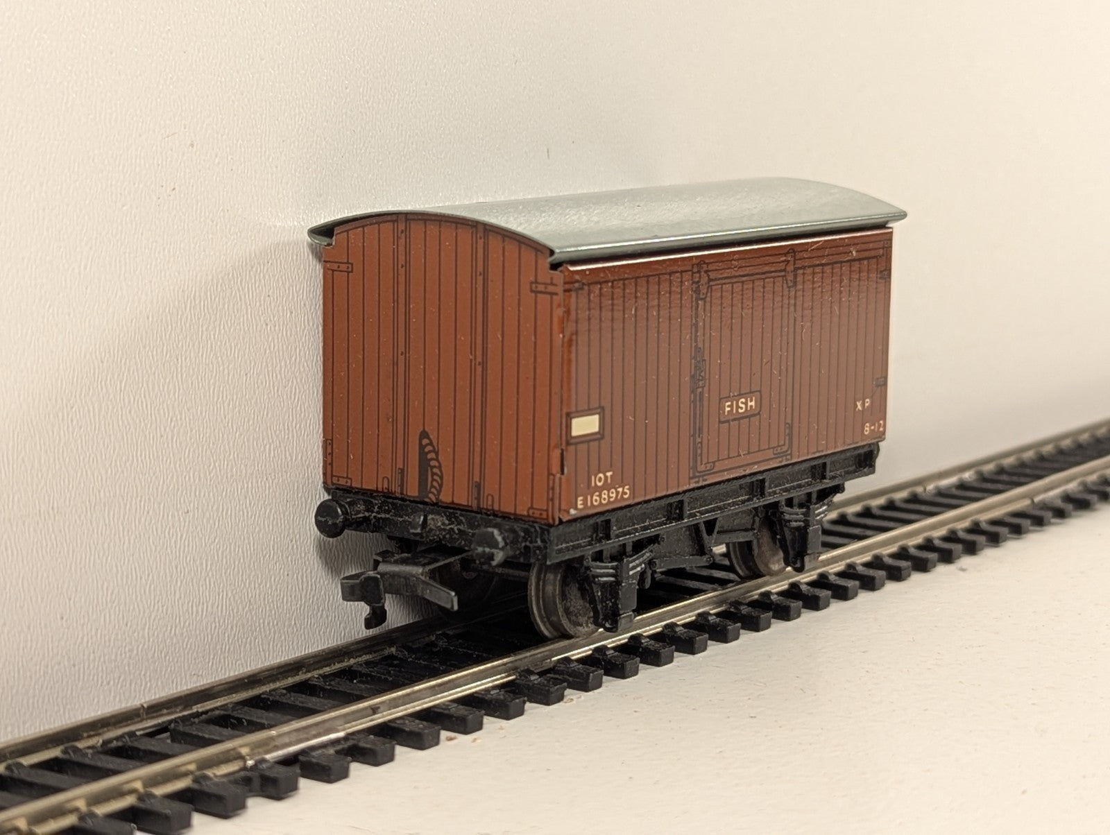 Hornby Dublo 32035 OO Gauge D1 BR Brown Fish Van - Boxed