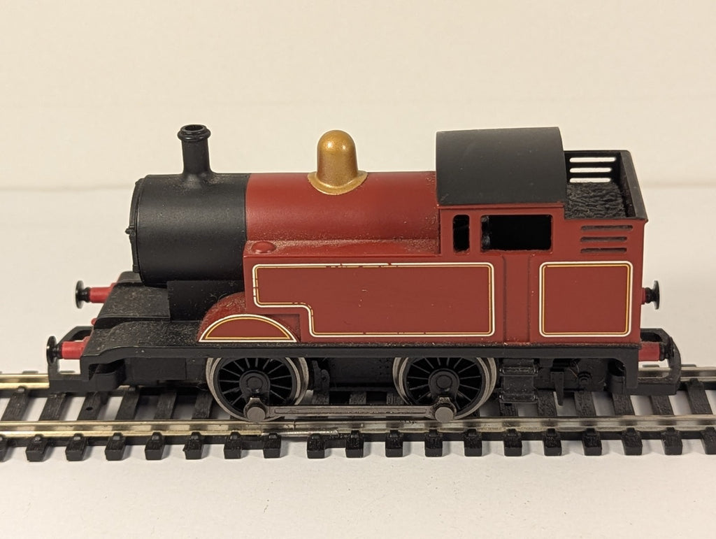 Hornby R1137 OO Gauge “Billy” 0-4-0T Steam Locomotive – Missing Tank Name