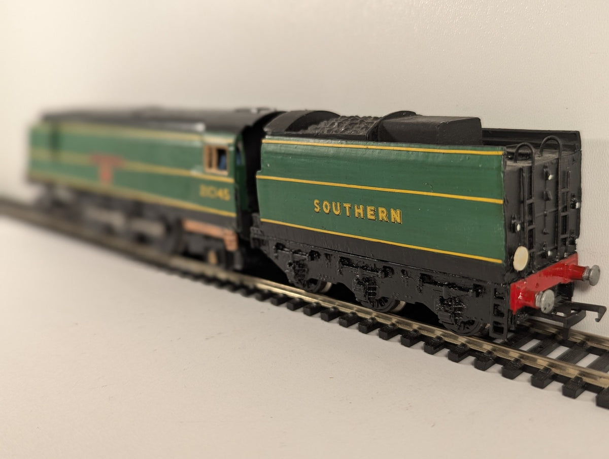 Triang OO Gauge Bulleid West Country Class 4-6-2 'Ottery St. Mary'