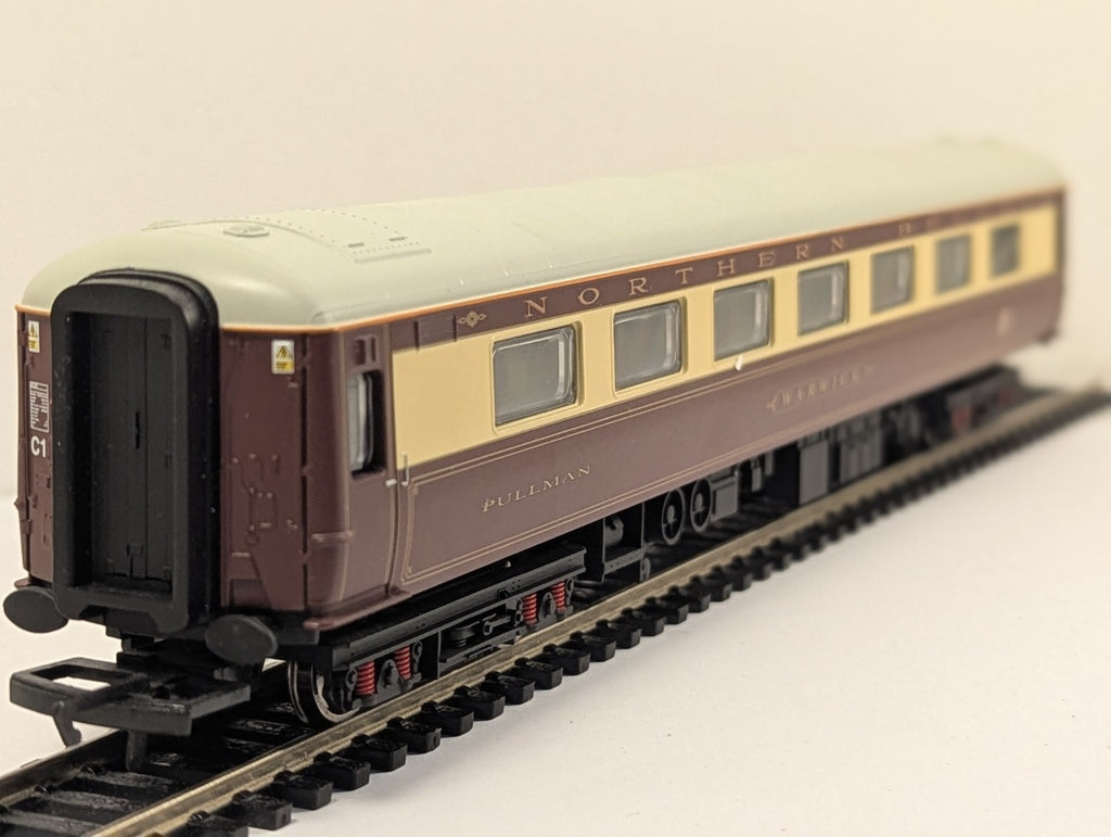 Hornby OO Gauge  Northern Belle Pullman Coach Warwick 3182