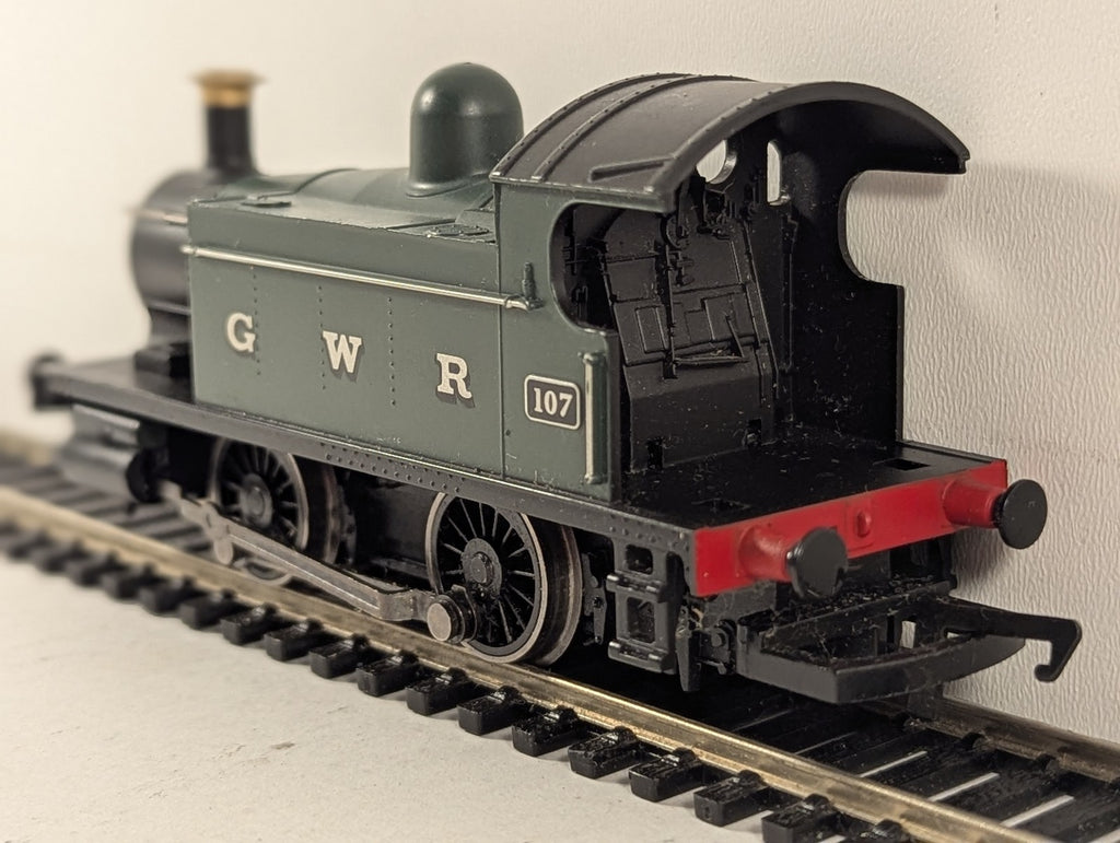 Hornby OO Gauge Holden Class 101 0-4-0T Steam Locomotive 107 GWR Green