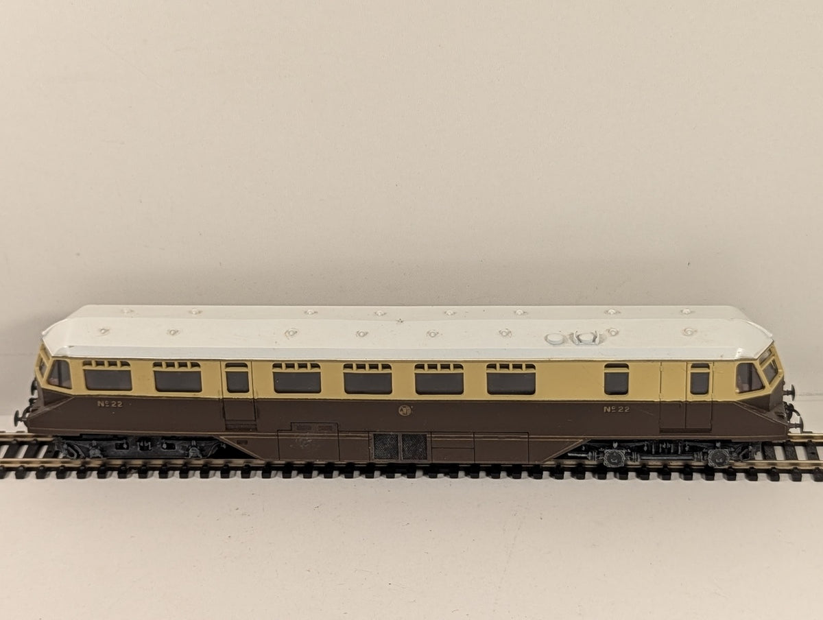 Lima OO Gauge GWR Railcar Diesel Railcar 22 GWR Chocolate and Cream
