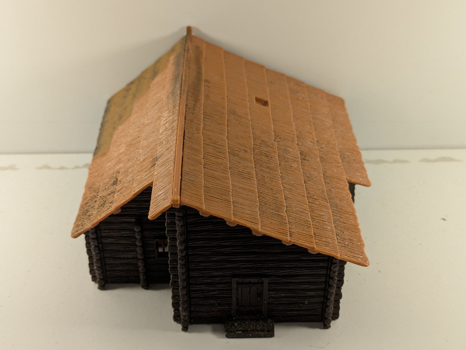 1:72 Scale Russian Izba Log House