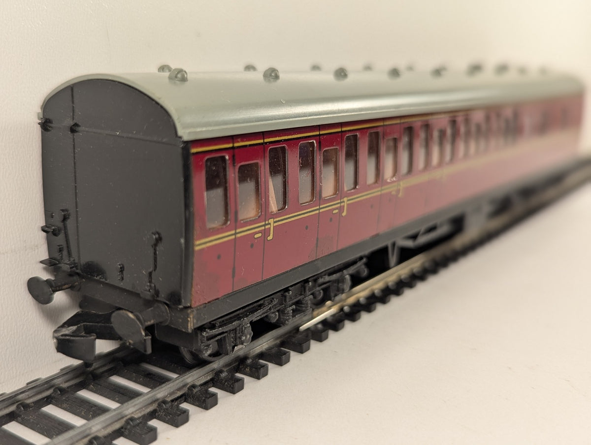Hornby Dublo OO Gauge BR Maroon Brake Second Coach Passenger Coach M43277 4053