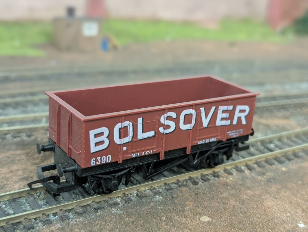 Hornby Railways R136 Bolsover Mineral wagon