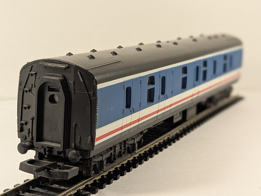 Lima OO Gauge BR Mk1 GUV Utility Van 92236 Network SouthEast 305615